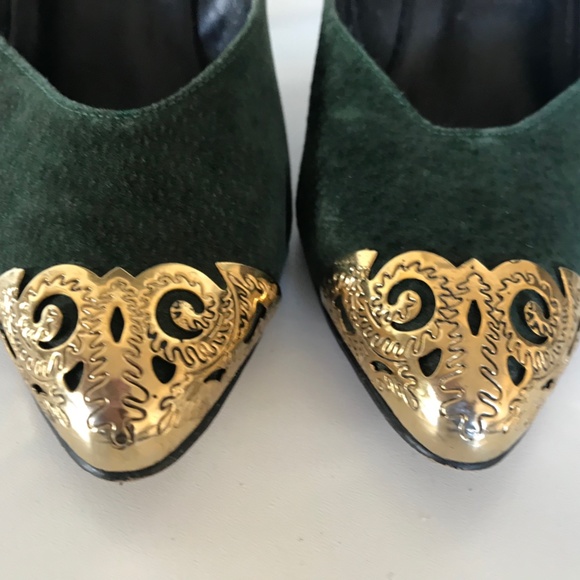 VINTAGE GREEN SUEDE HEELS - Picture 3 of 9